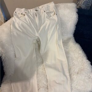Pull&Bear Straight Leg White Jeans with Classic Style
